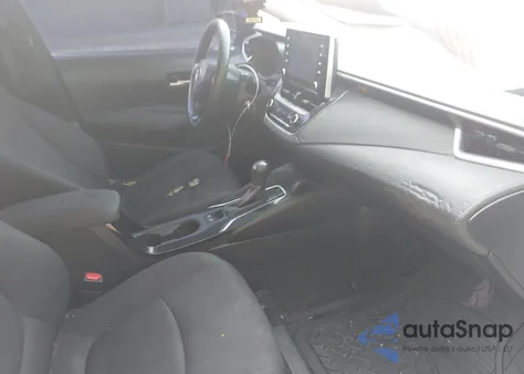 2021 Toyota Corolla Le z USA, uszkodzony, nr VIN JTDEPMAEXMJ139393